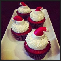 Santa Hat Cupcakes Santa Hat Cupcakes