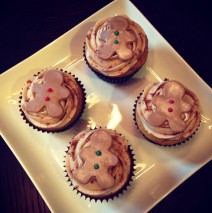 Gingerbread Man Cupcake Gingerbread Man Cupcake